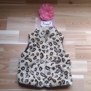 Widgeon cheetah vest for girls of 18M